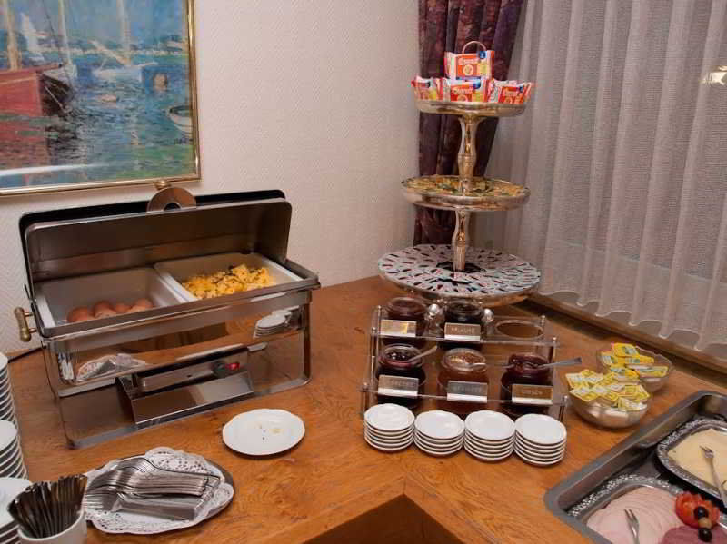 מונסטר Hotel Europa מראה חיצוני תמונה