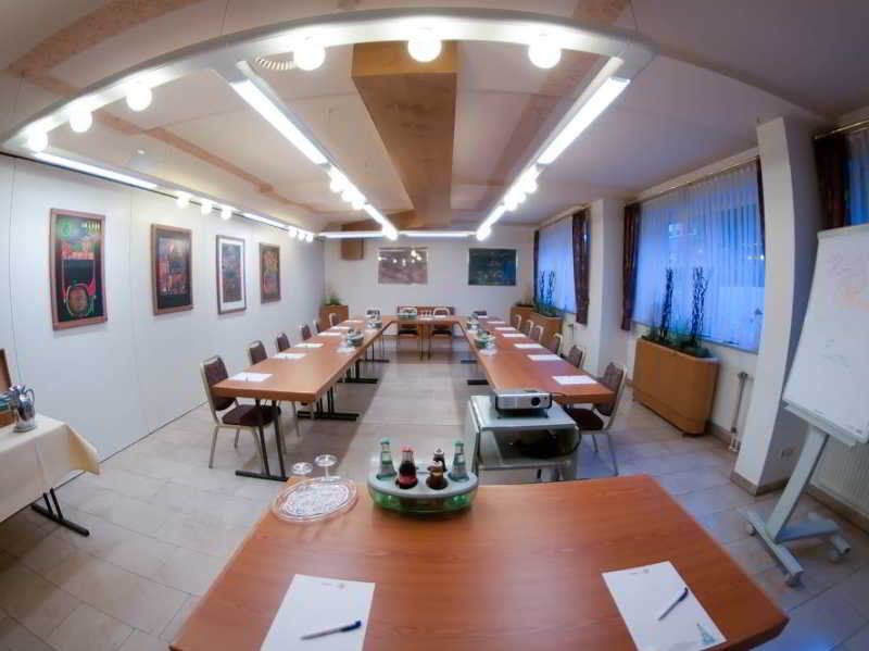 מונסטר Hotel Europa מראה חיצוני תמונה