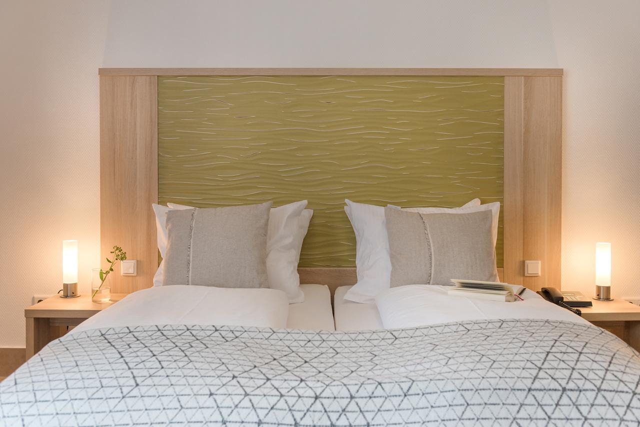 מונסטר Hotel Europa מראה חיצוני תמונה